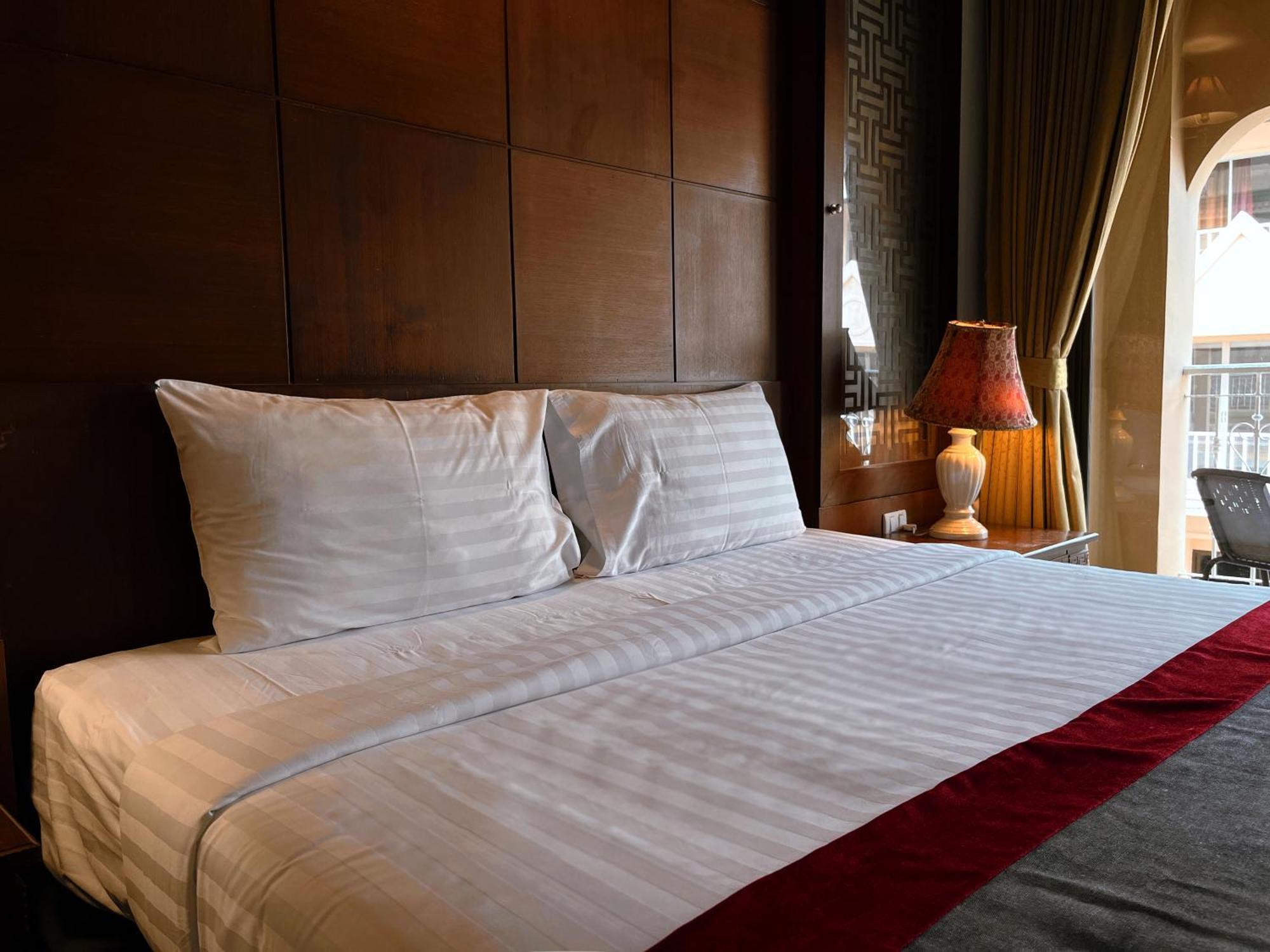 Grand Orlov Apart Hotel Patong Ngoại thất bức ảnh