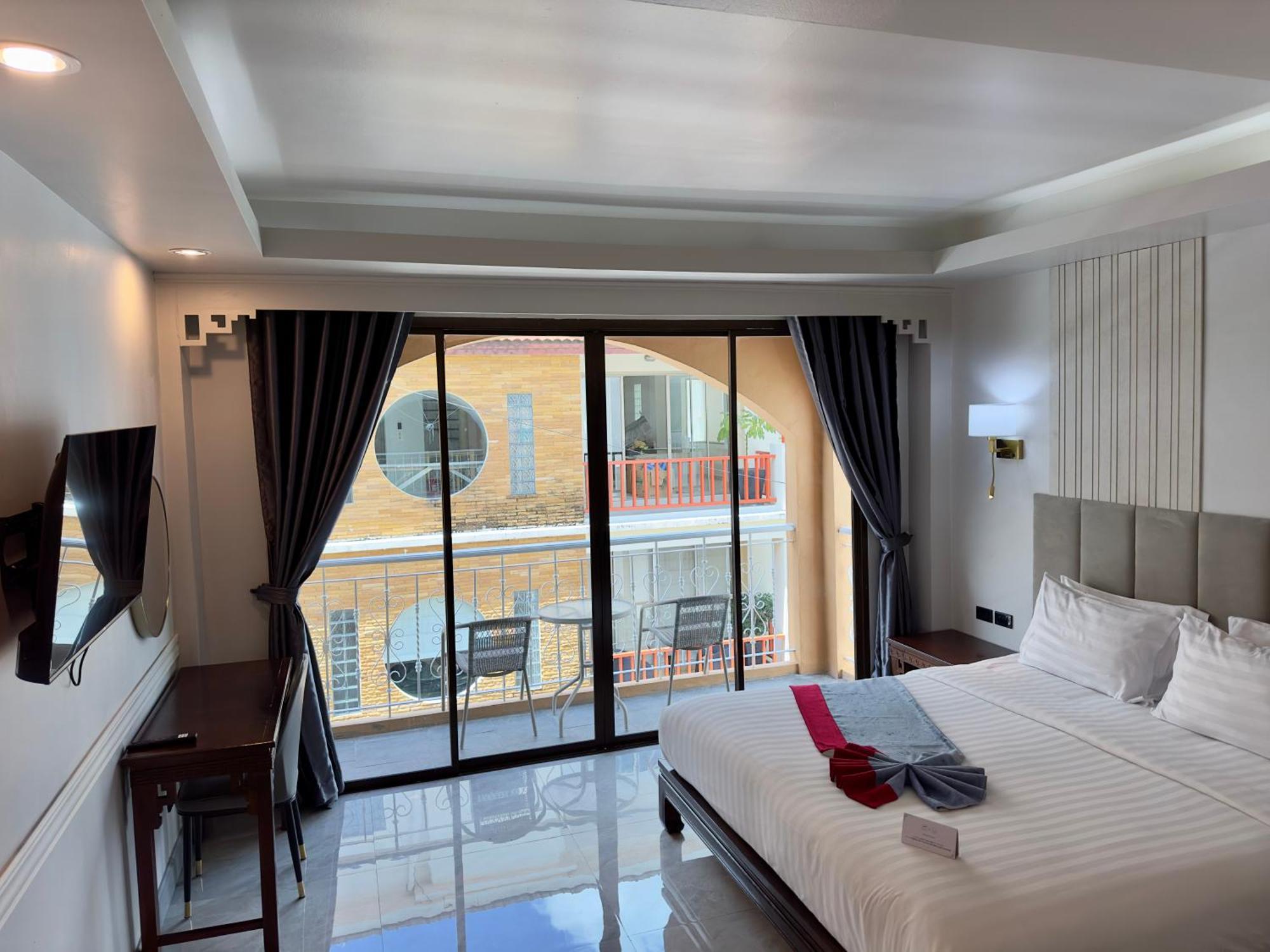 Grand Orlov Apart Hotel Patong Ngoại thất bức ảnh